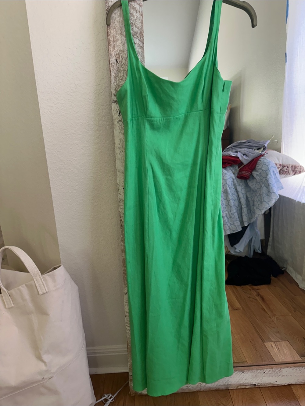 Antonio Melani Green Women's Sleeveless Maxi Dress